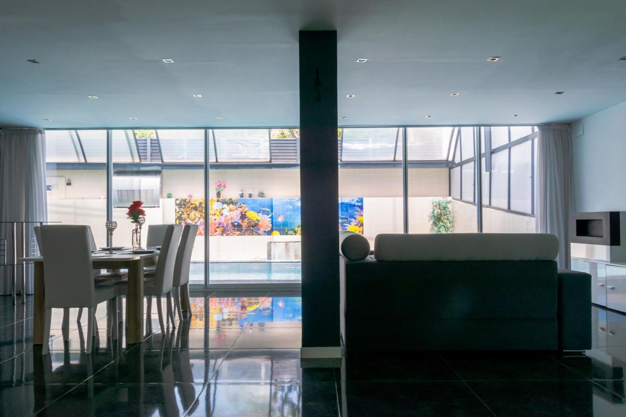 Luxurious Villa Marly II Castelldefels Dış mekan fotoğraf