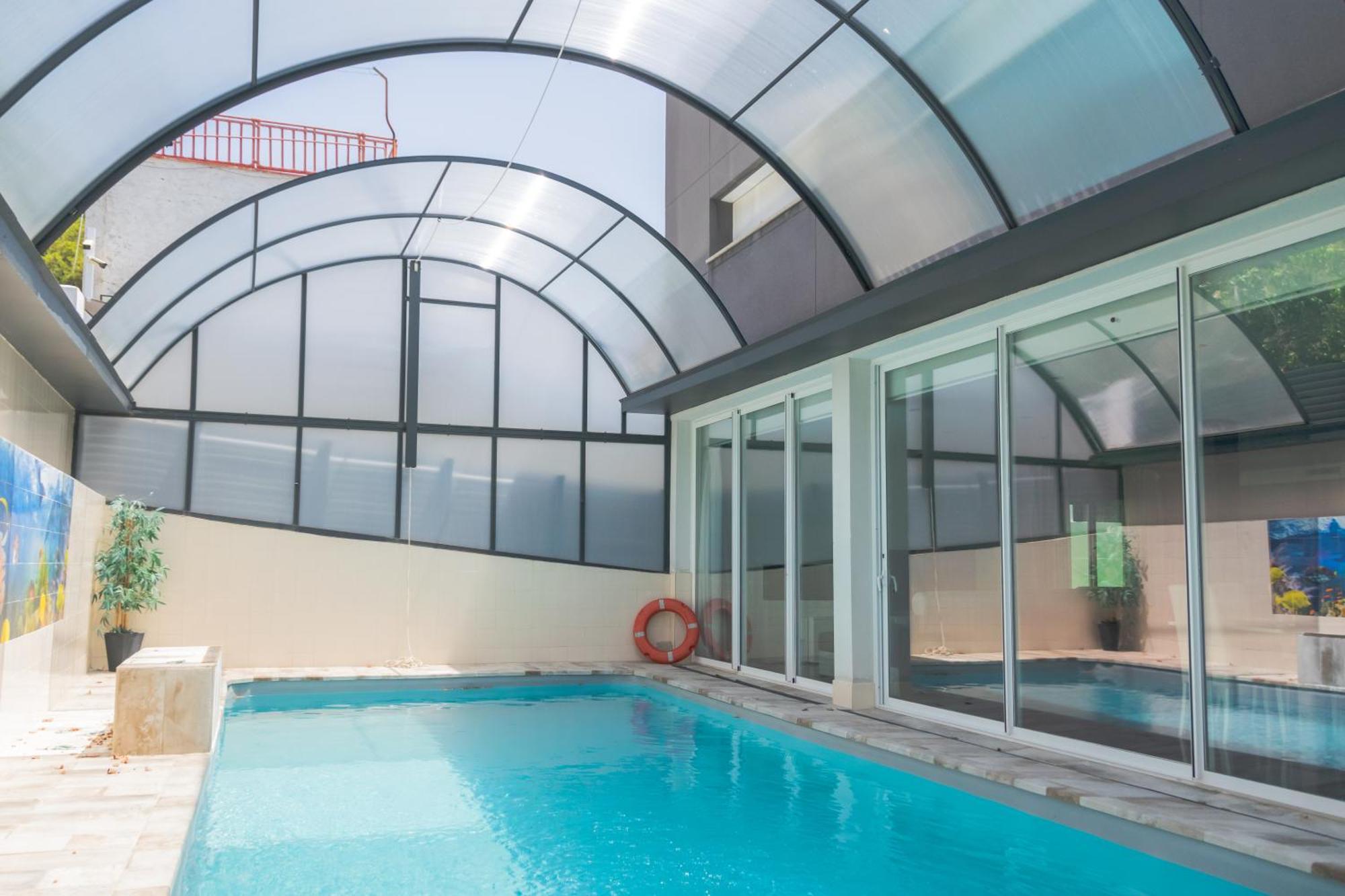 Luxurious Villa Marly II Castelldefels Dış mekan fotoğraf