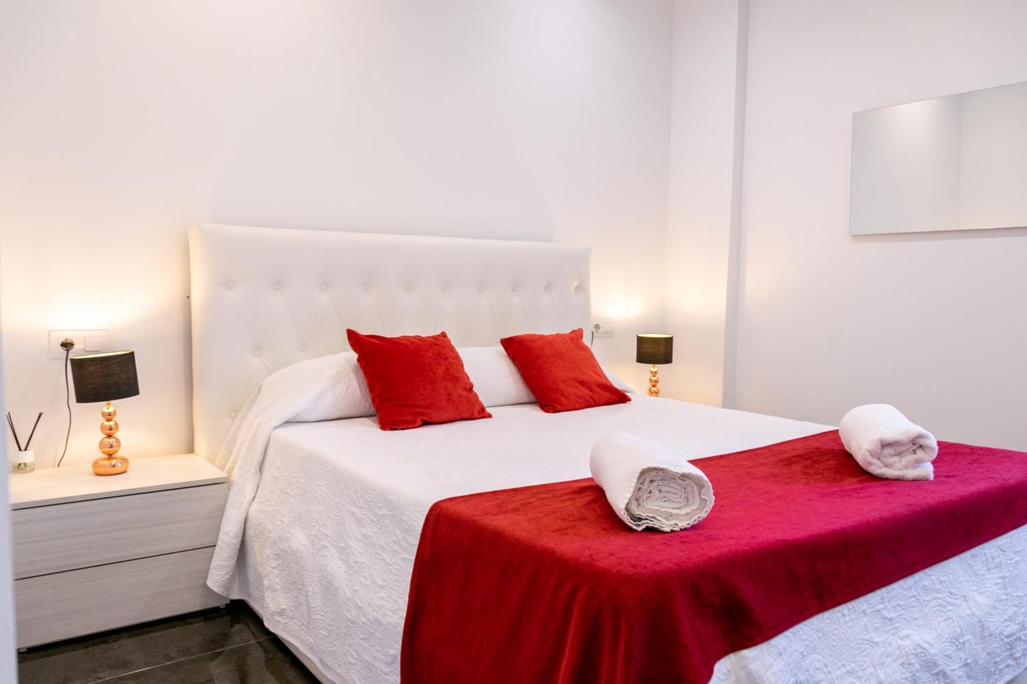 Luxurious Villa Marly II Castelldefels Dış mekan fotoğraf