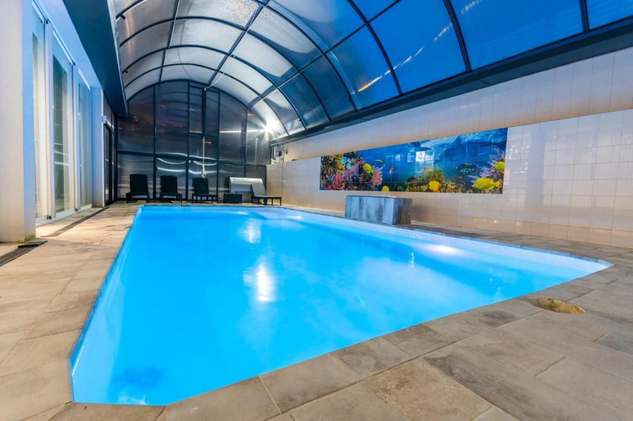 Luxurious Villa Marly II Castelldefels Dış mekan fotoğraf